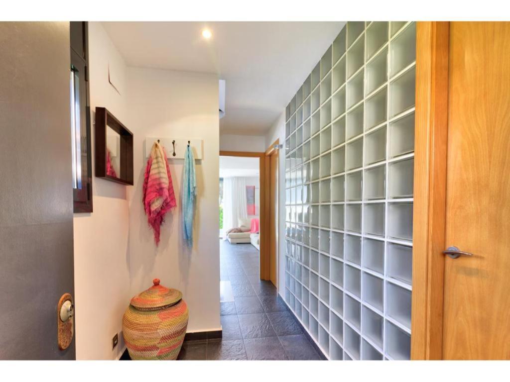 Sunny House Villa ซาน เปเร เด ริเบส ภายนอก รูปภาพ